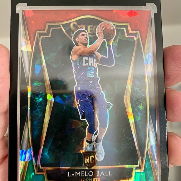 LAMELO BALL SELECT CRACKED ICE ROOKIE - Picture 4 of 5